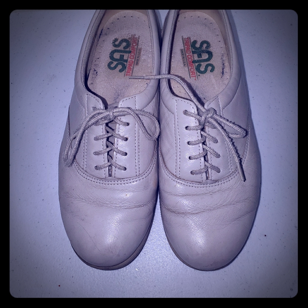 SAS Womens Size 7.5 Walking Orthopedic Shoes Tan